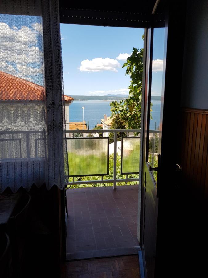 Appartement 11 Ulica Drage Gervaisa à Crikvenica Extérieur photo