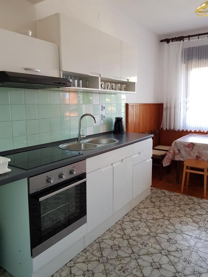 Appartement 11 Ulica Drage Gervaisa à Crikvenica Extérieur photo