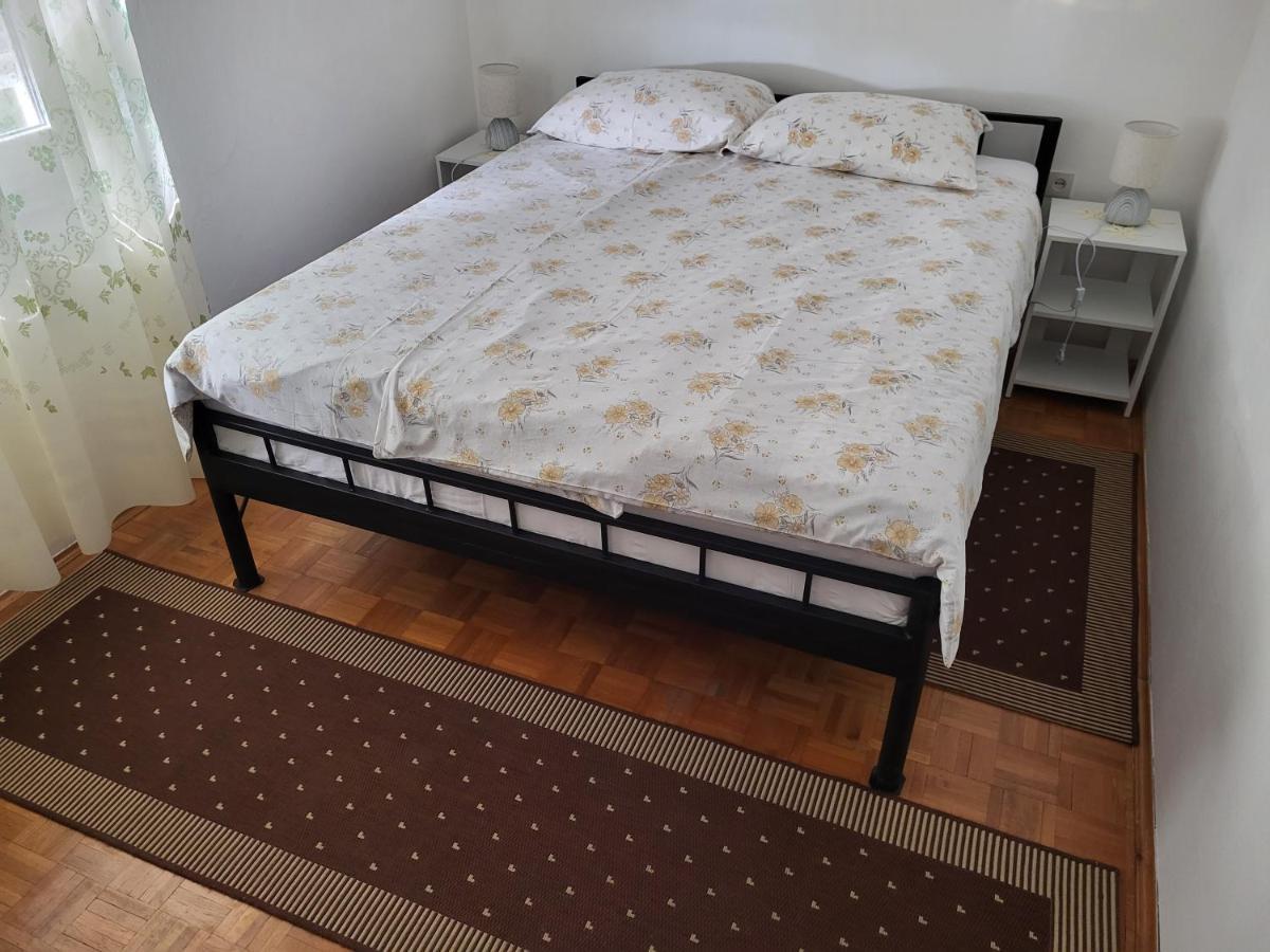 Appartement 11 Ulica Drage Gervaisa à Crikvenica Extérieur photo