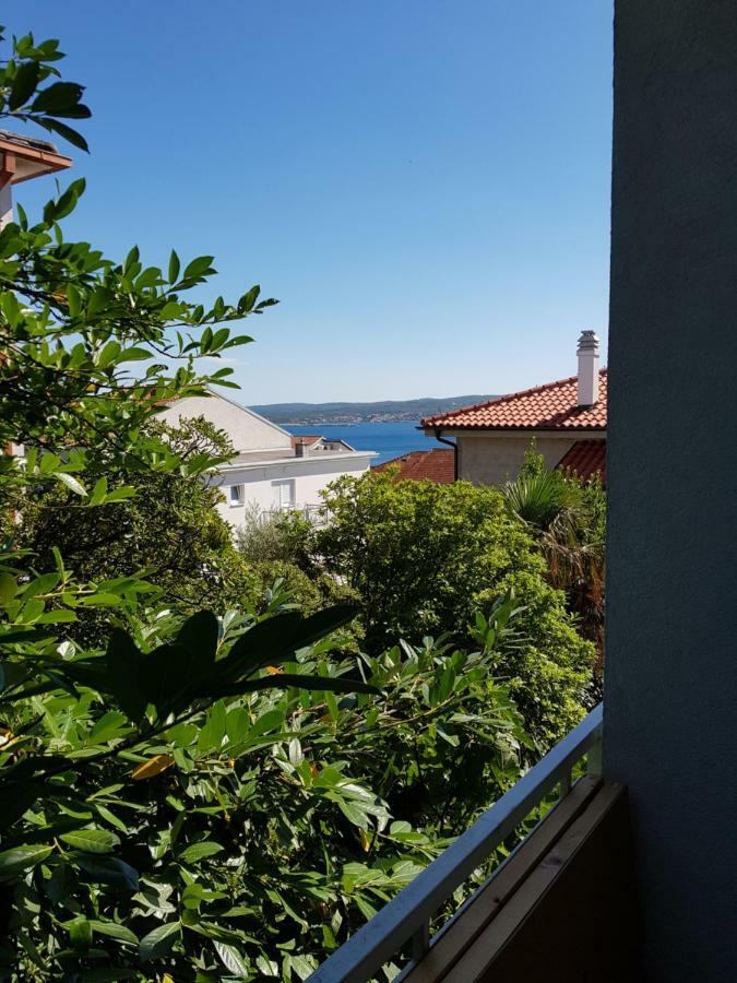 Appartement 11 Ulica Drage Gervaisa à Crikvenica Extérieur photo