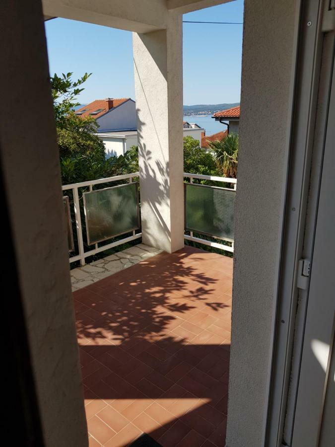 Appartement 11 Ulica Drage Gervaisa à Crikvenica Extérieur photo
